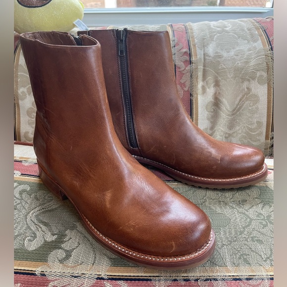 FRYE Veronica Inside Zip Distressed Leather Booties. Size...